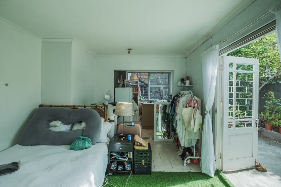 3 Bedroom Property for Sale in Vredehoek Western Cape